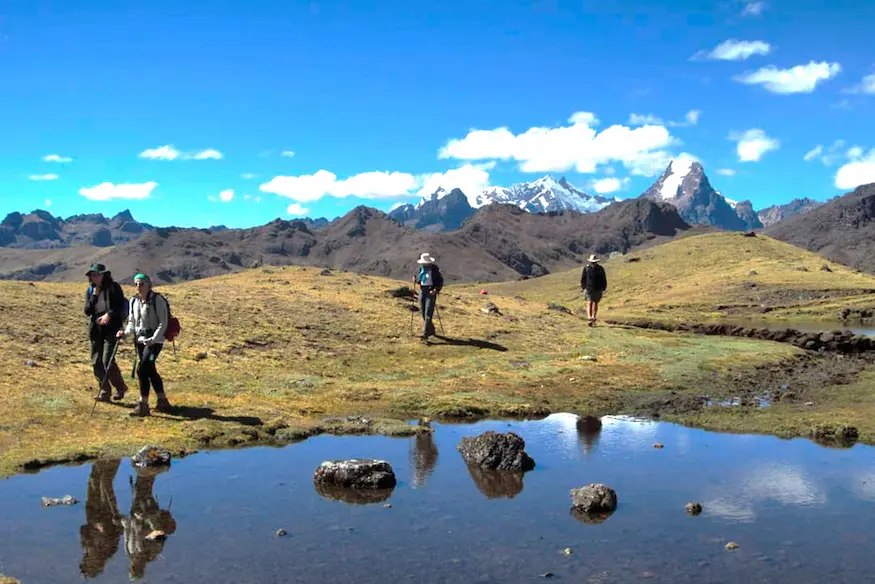 lares trek in august