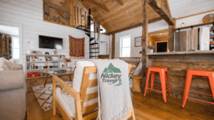 Airbnb Nickey travel